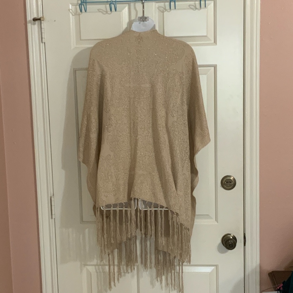 Chico's Gold-Toned Textured Shawl - Picture 5 of 6